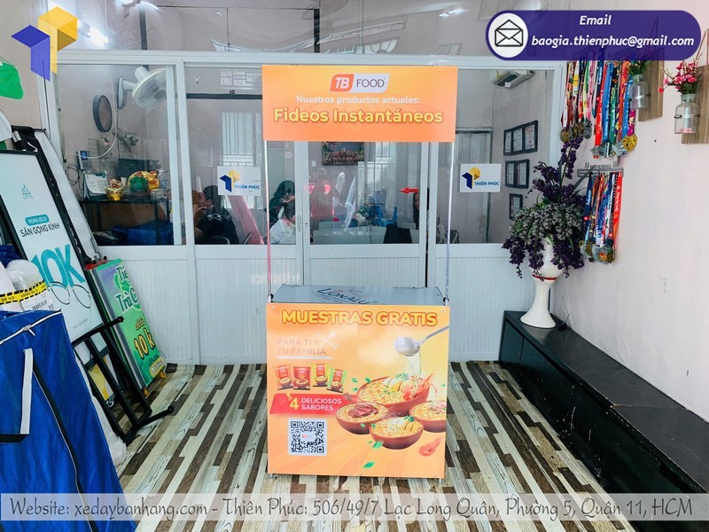 booth quảng cáo bằng sắt rẻ