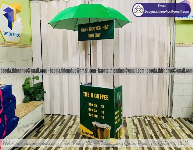 Đặt xe cafe đá mini trên lề đường gấp gọn có dù che giá cực hạt dẻ