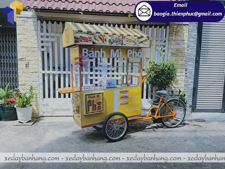 mô hình xe đạp bán bánh mì lưu động