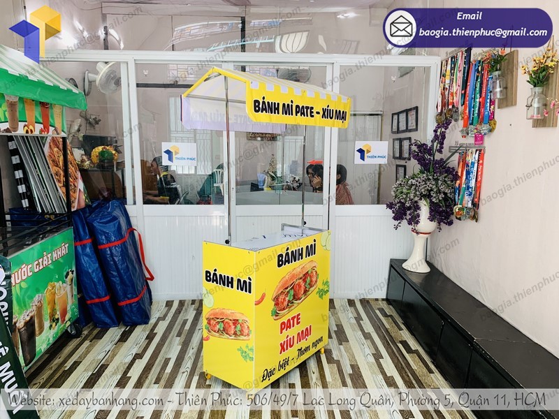 xe gấp gọn bán bánh mì tphcm