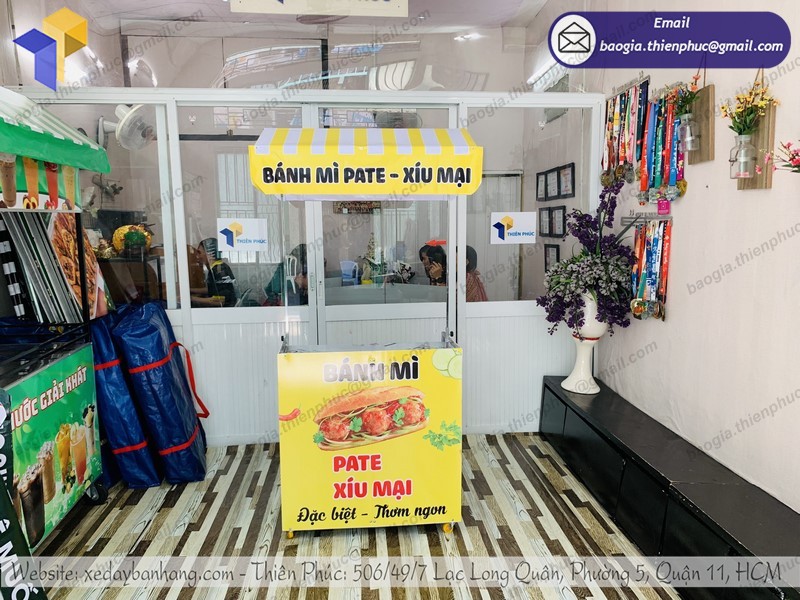 xe gấp gọn bán bánh mì rẻ