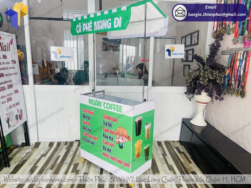 xe xếp gọn bán cà phê