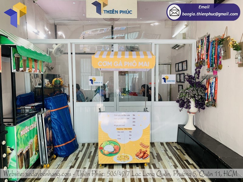 xe bán cơm gà gấp gọn tphcm