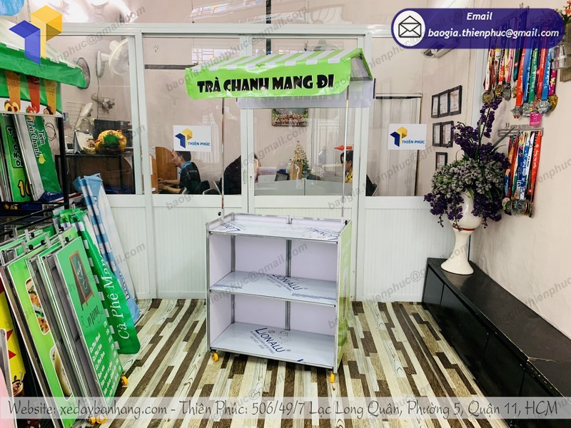 xe xếp bán trà trái chanh bền bỉ