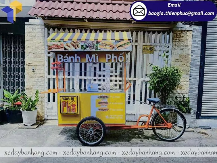 xe đạp bán bánh mì lưu động đẹp
