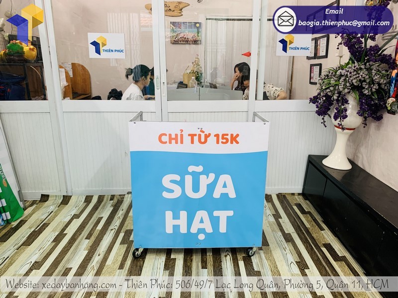 xe di động bán sữa hạt