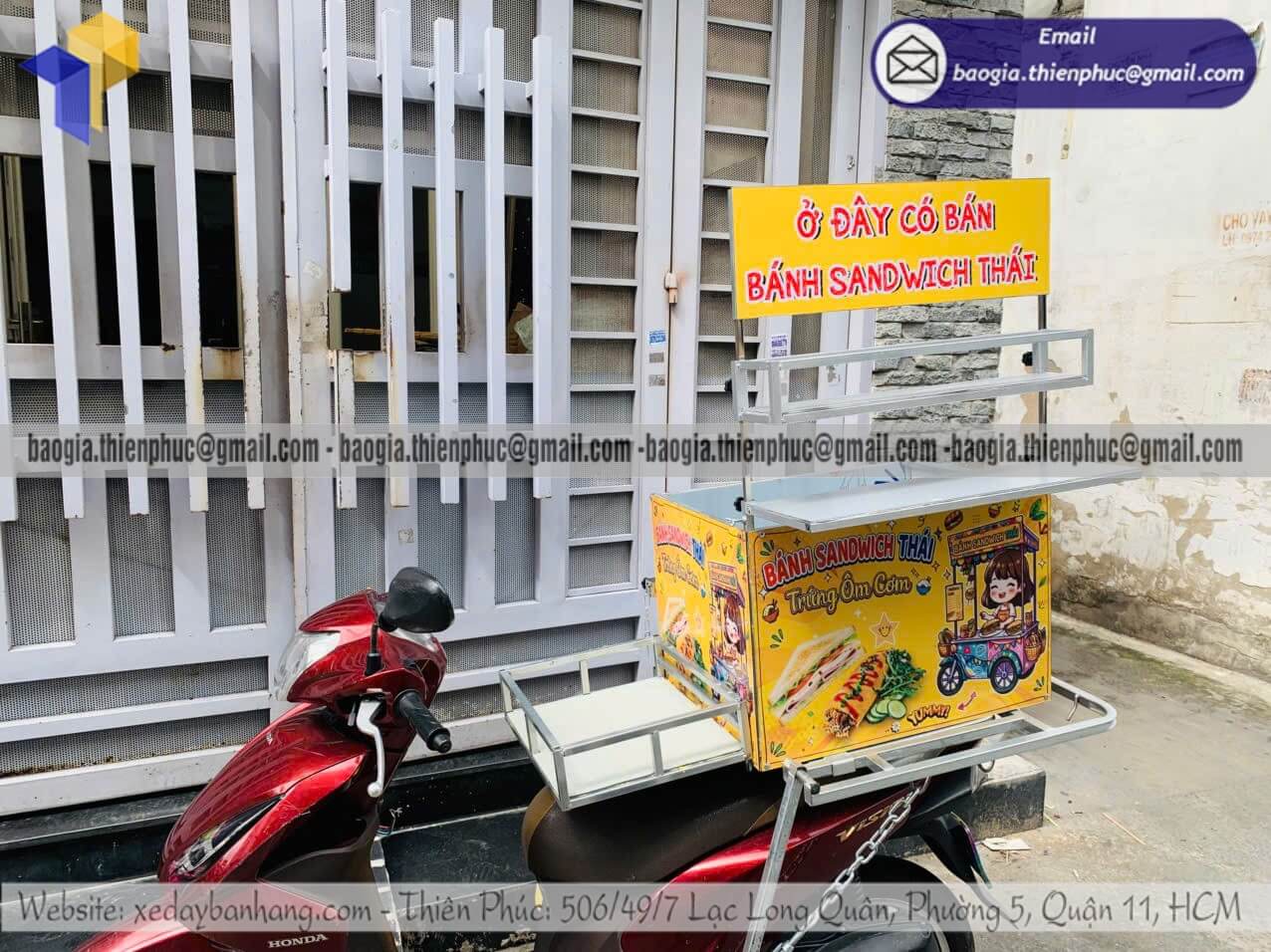 Xưởng sản xuất thùng xếp bán bánh gấp gọn gắn xe máy tiện lợi cho học sinh sinh viên